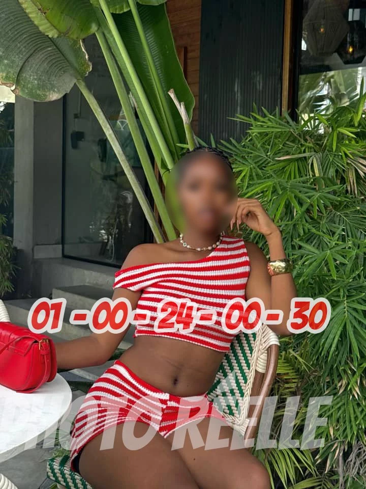 Marina – Ivorian escort in Abidjan — 4 / 7