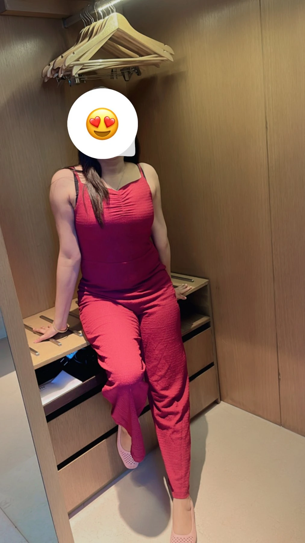 CAM ONLY NOW IN YOUR CITY – Indian escort in Hyderabad — 7 / 14