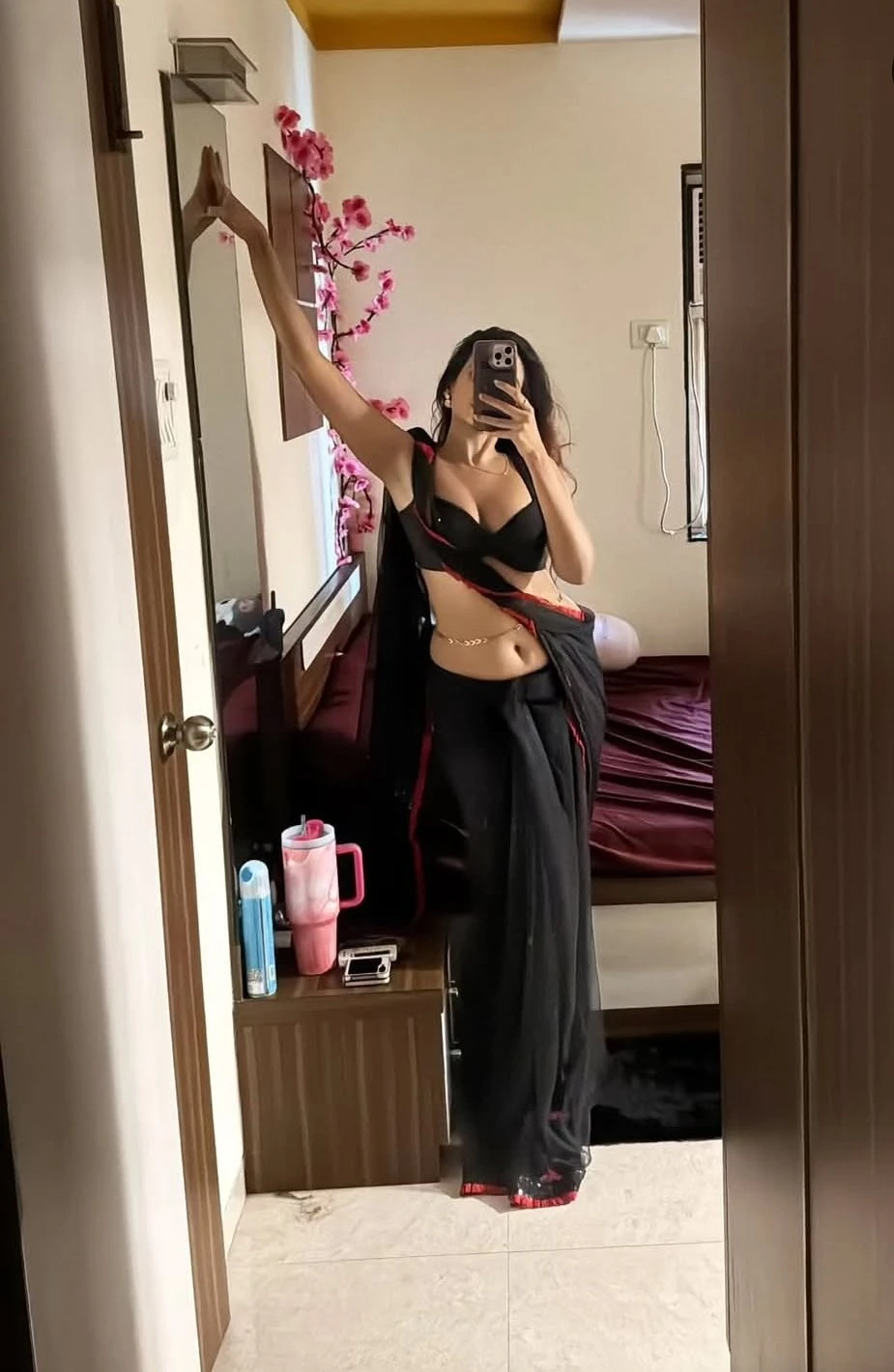Independent Escort Nude Cam/real Meet – Indian escort in Noida — 3 / 5