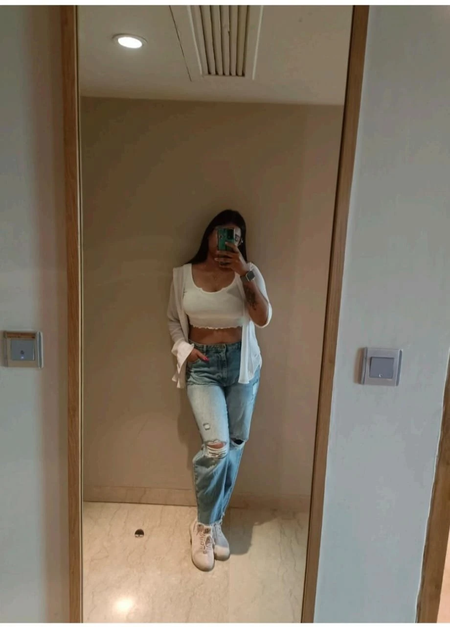 Aaliya – Indian escort in Hyderabad, Escort, Hyderabad