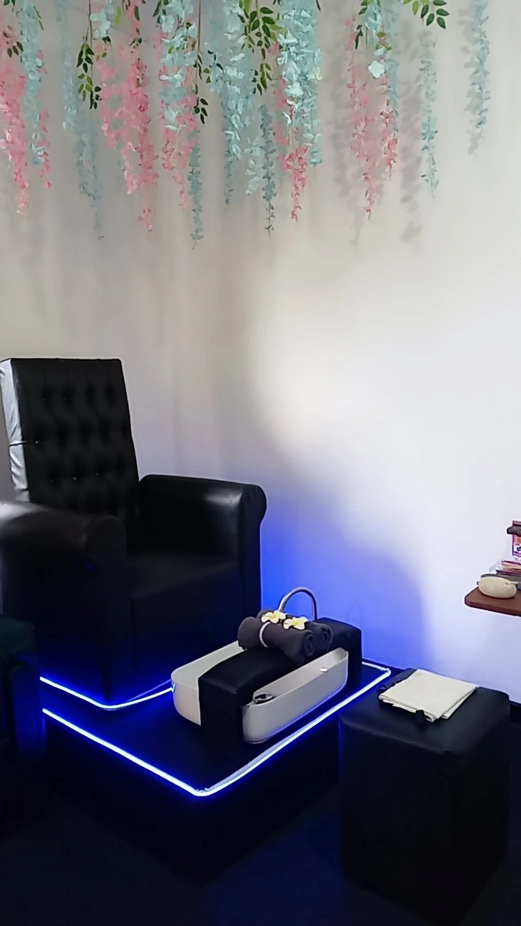 2 in 1 Nuru & Full body Massage – Sri Lankan masseuse in Colombo — 4 / 12