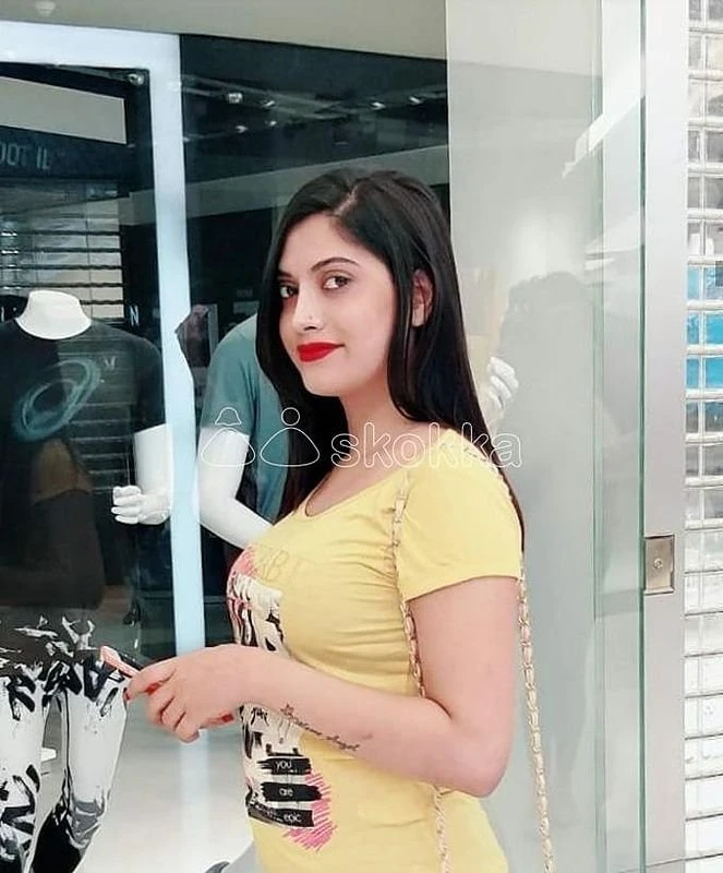 Aliya Gupta – Indian escort in Hyderabad — 3 / 9