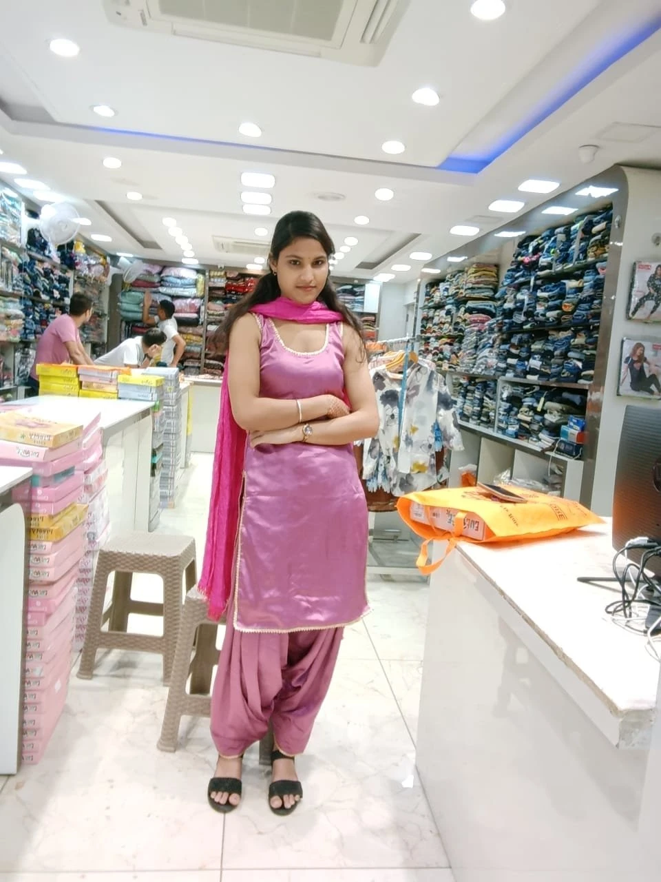 Pooja Choudhary – Indian escort in Jaipur — 8 / 12