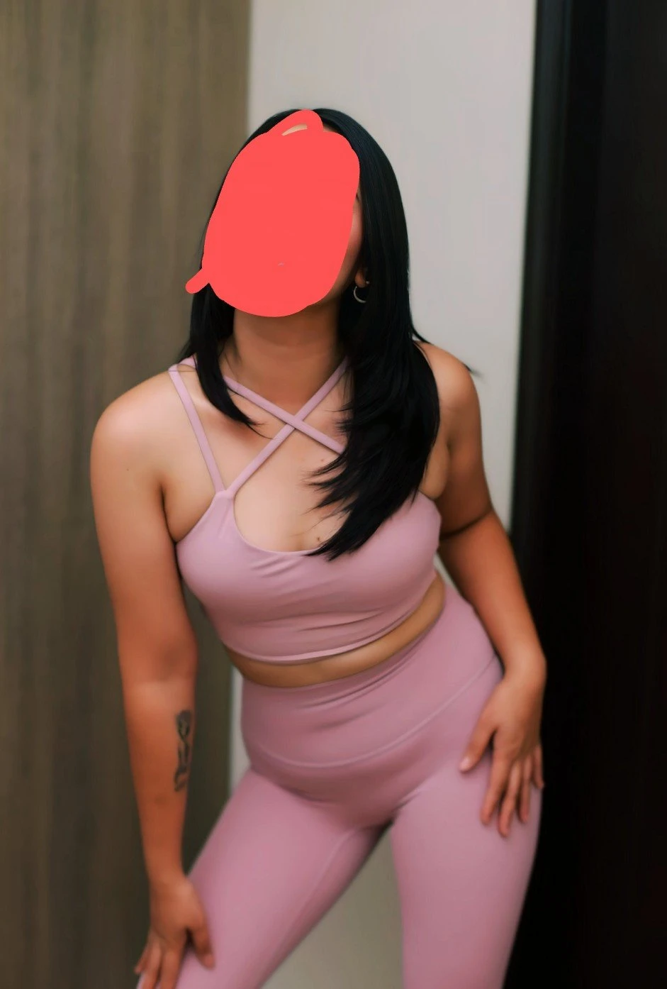 Relaxing Nuru Body to Body Massage by La – Sri Lankan escort in Colombo — 2 / 3