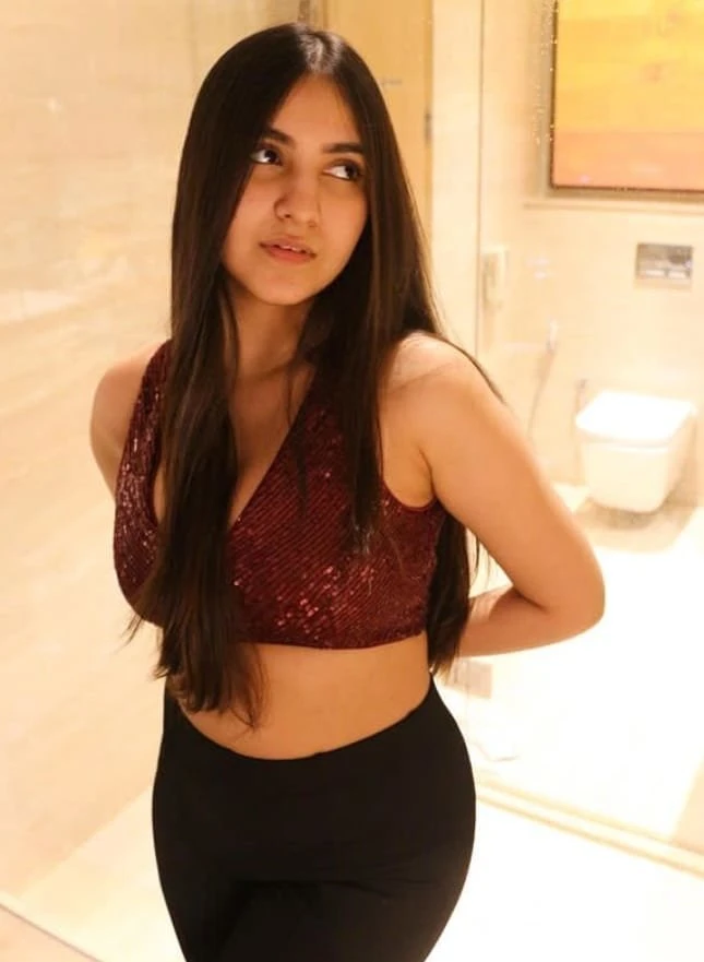 Taniya – escort in Mumbai — 1 / 2