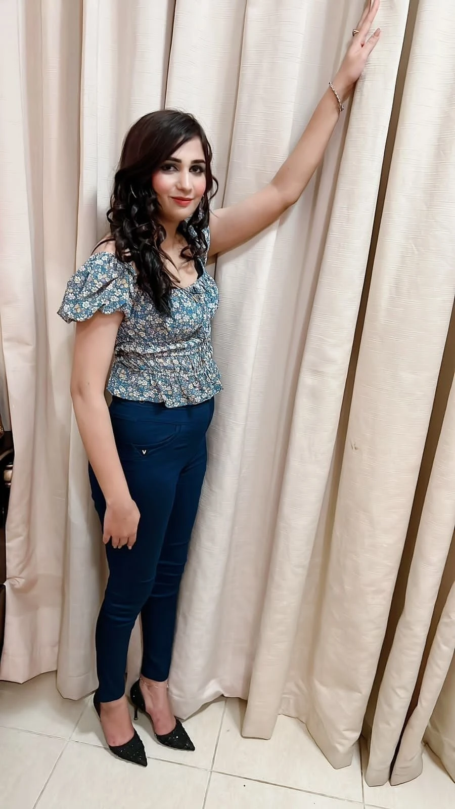 Kalyan Escorts services and call girls s – escort in Kalyan — 3 / 7