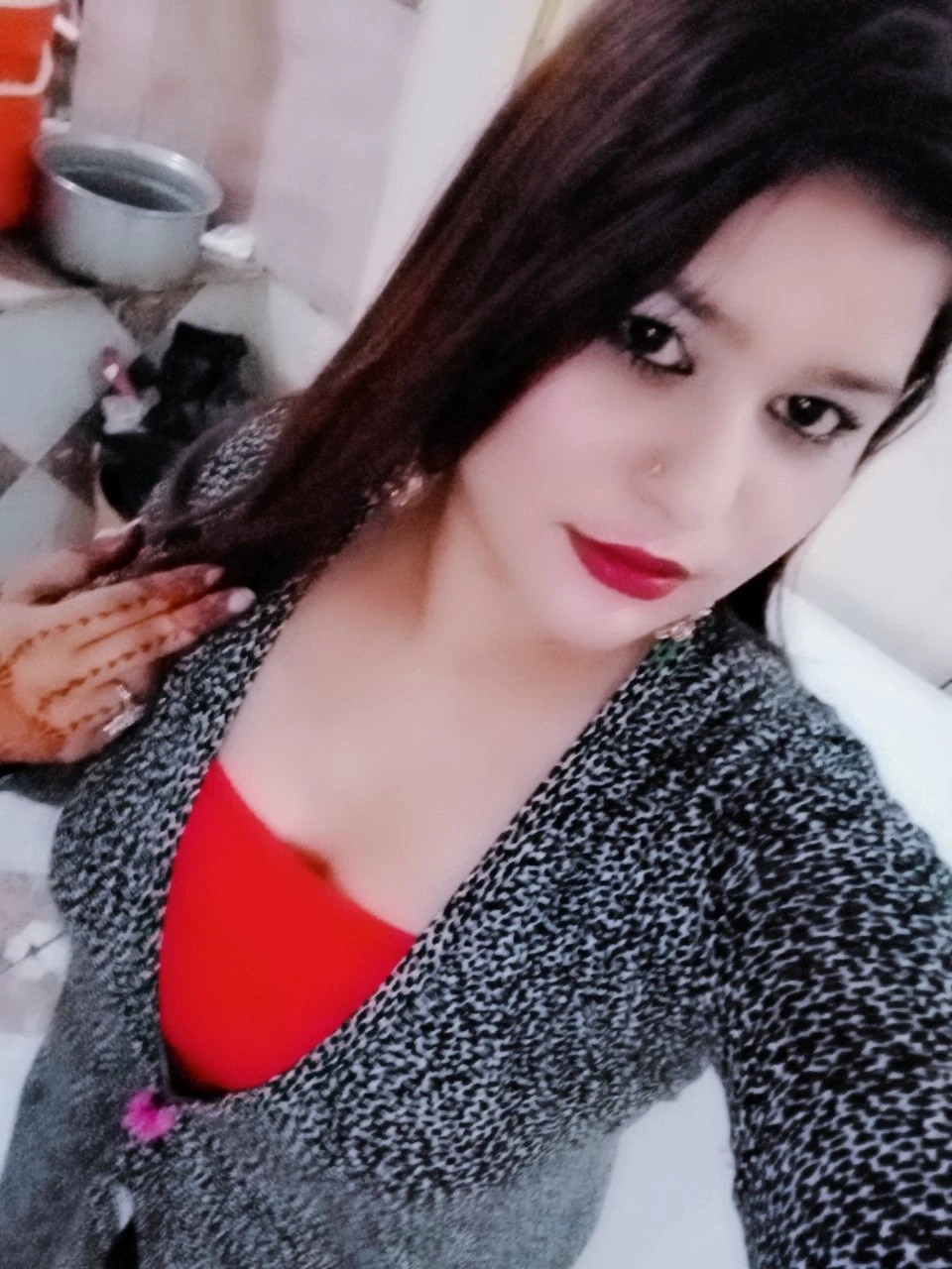 Nomi Escorts in Karachi – Pakistani escort in Karāchi — 2 / 5