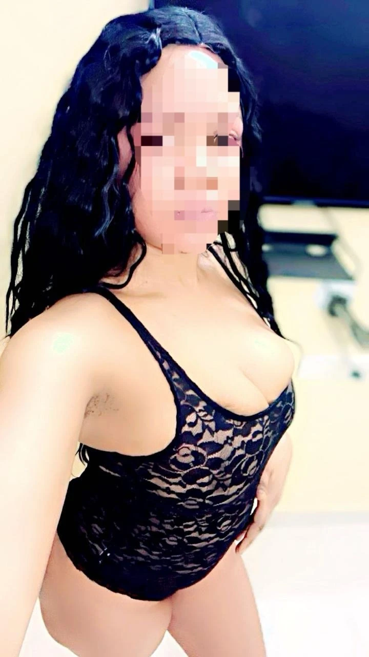 Cindy only Cam show – South African escort in Hyderabad — 2 / 5