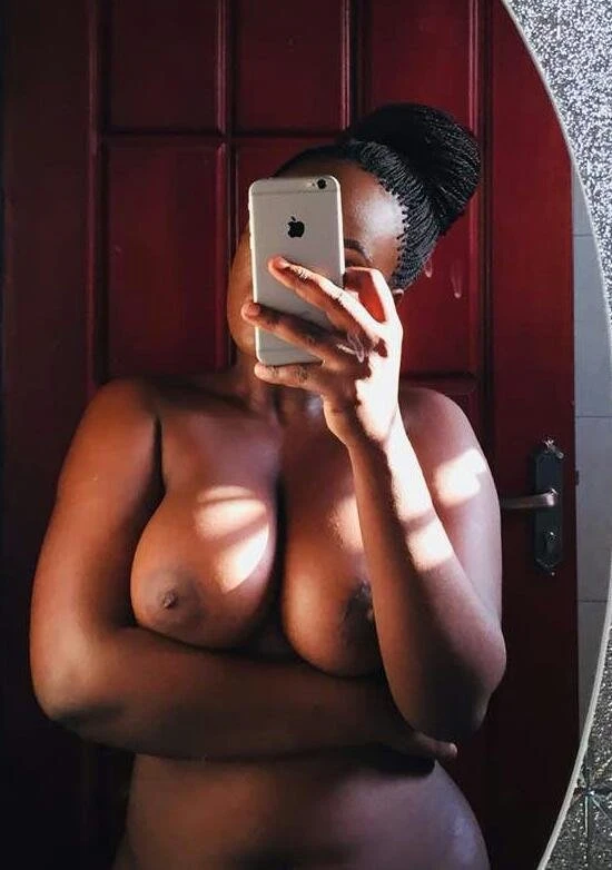 Big Booty Edina – Ugandan escort in Kampala — 5 / 6