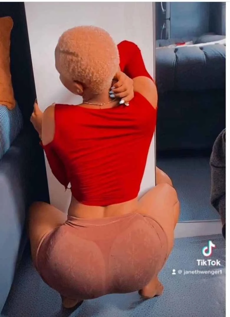 Posha – South African escort in Noida — 4 / 5