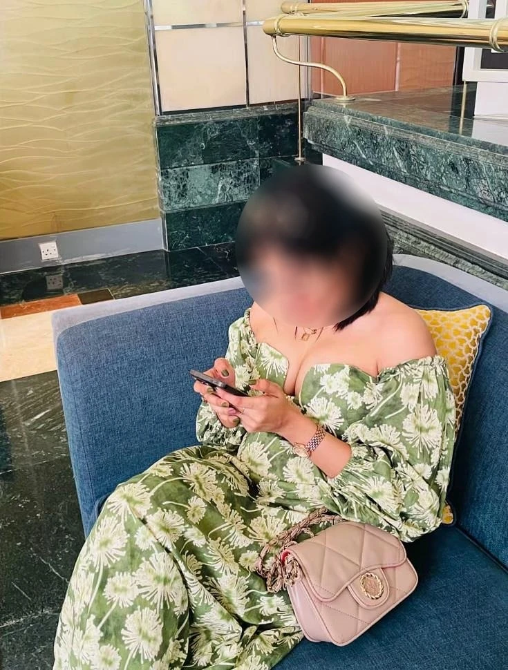 Akarsha – Sri Lankan escort in Colombo — 4 / 7