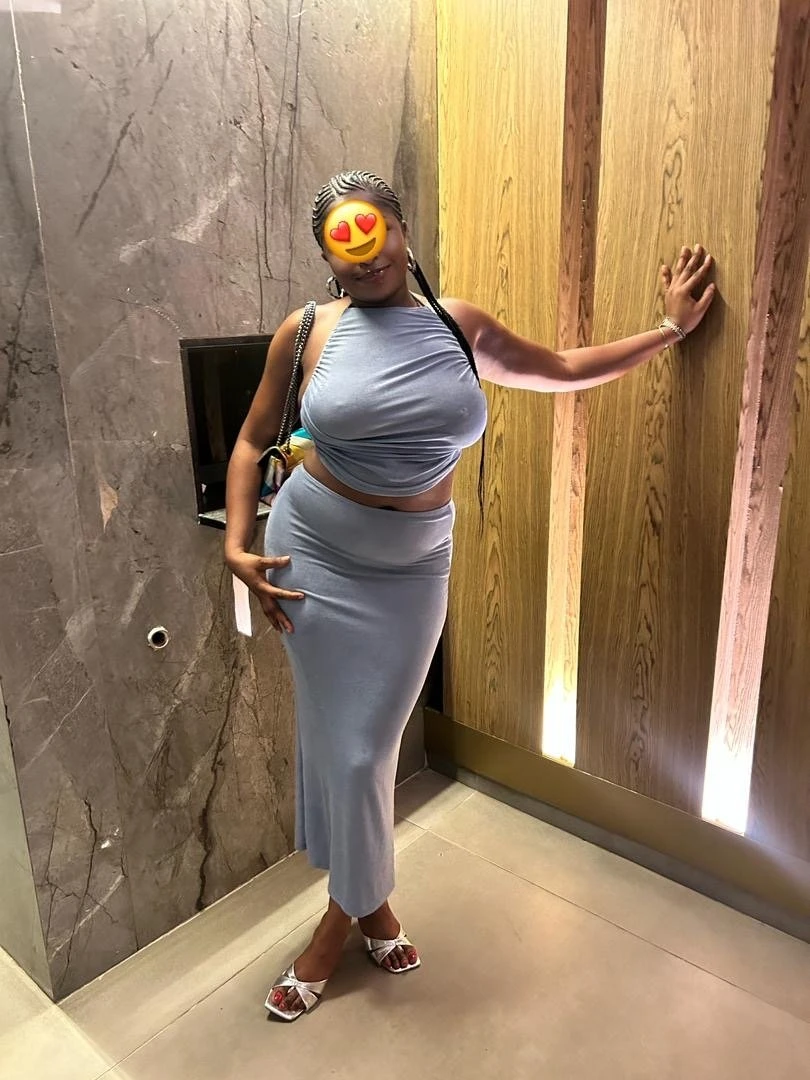 Naomi – Ghanaian escort in Lomé — 3 / 5
