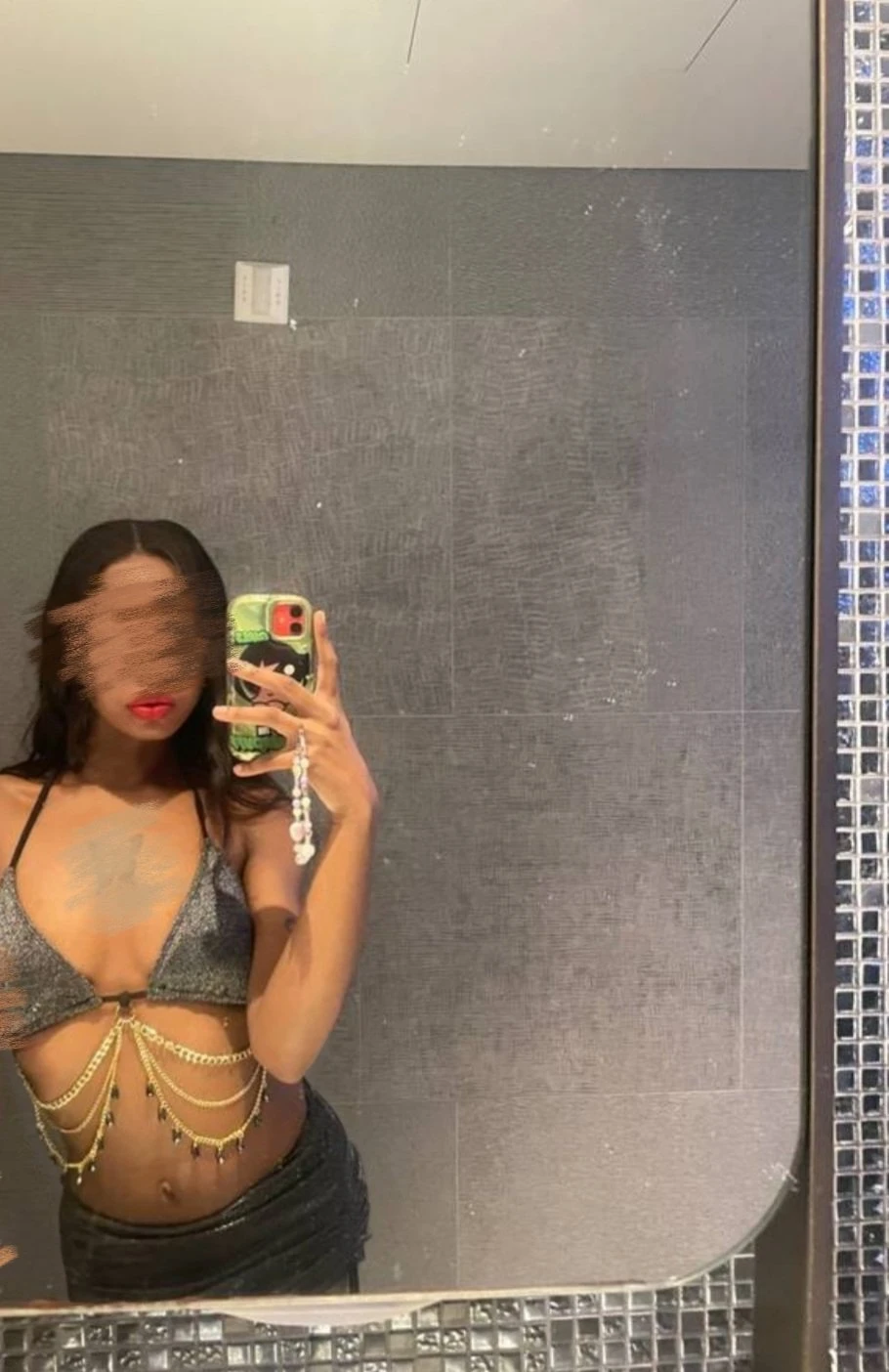 French Tiara – French escort in Seoul — 8 / 13
