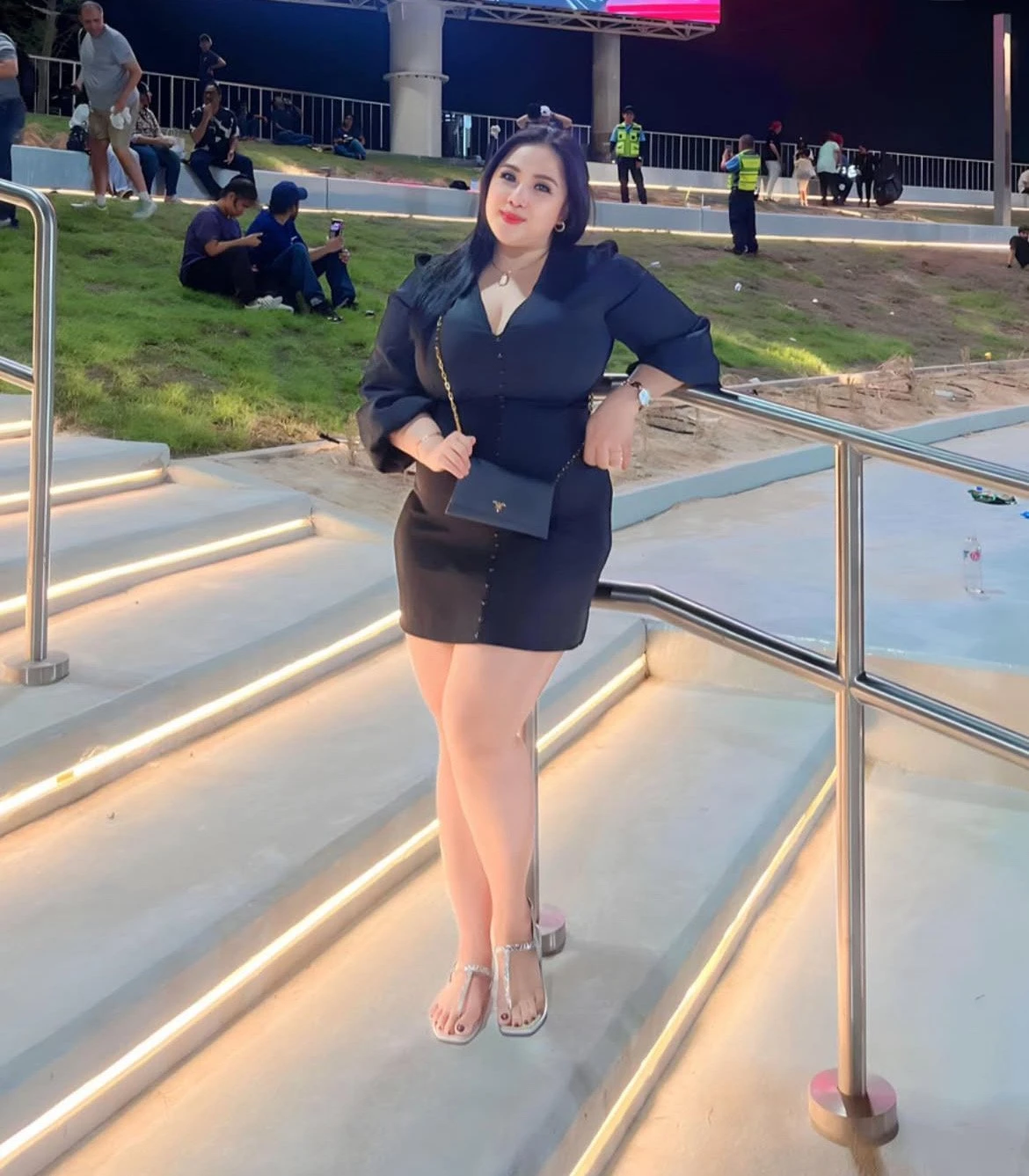 “Mimi” Leaving soon – Japanese escort in Mumbai — 8 / 13