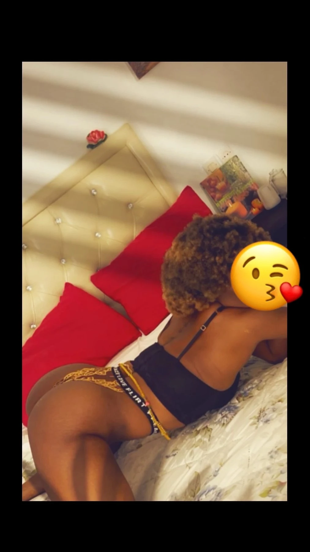 Laura – Ghanaian escort in Marrakech — 2 / 4