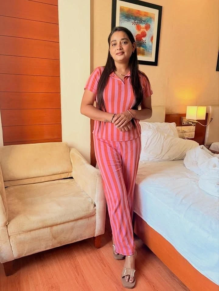 Divya – Indian escort in jamnagar — 3 / 4