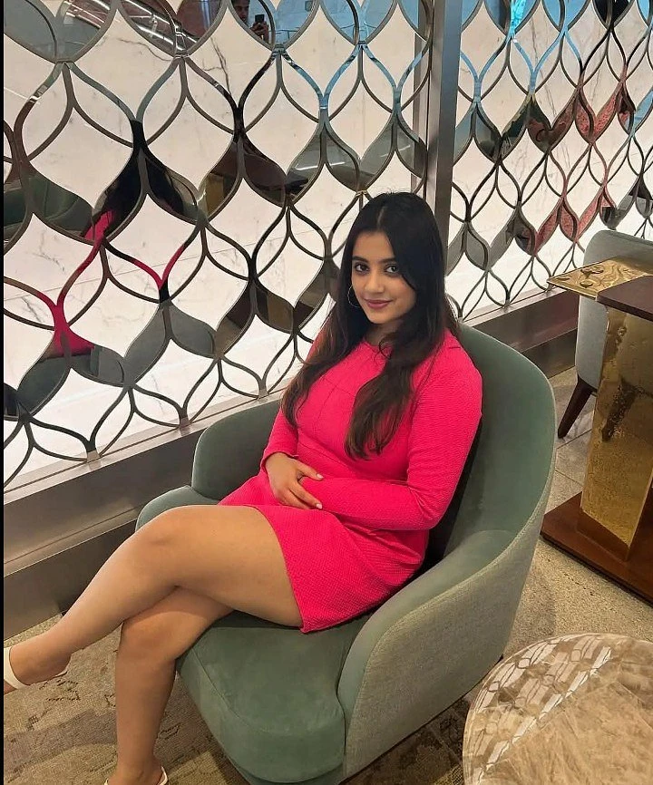 Neha Sharma Escort Service 24h Available – Indian escort in Hyderabad — 2 / 4