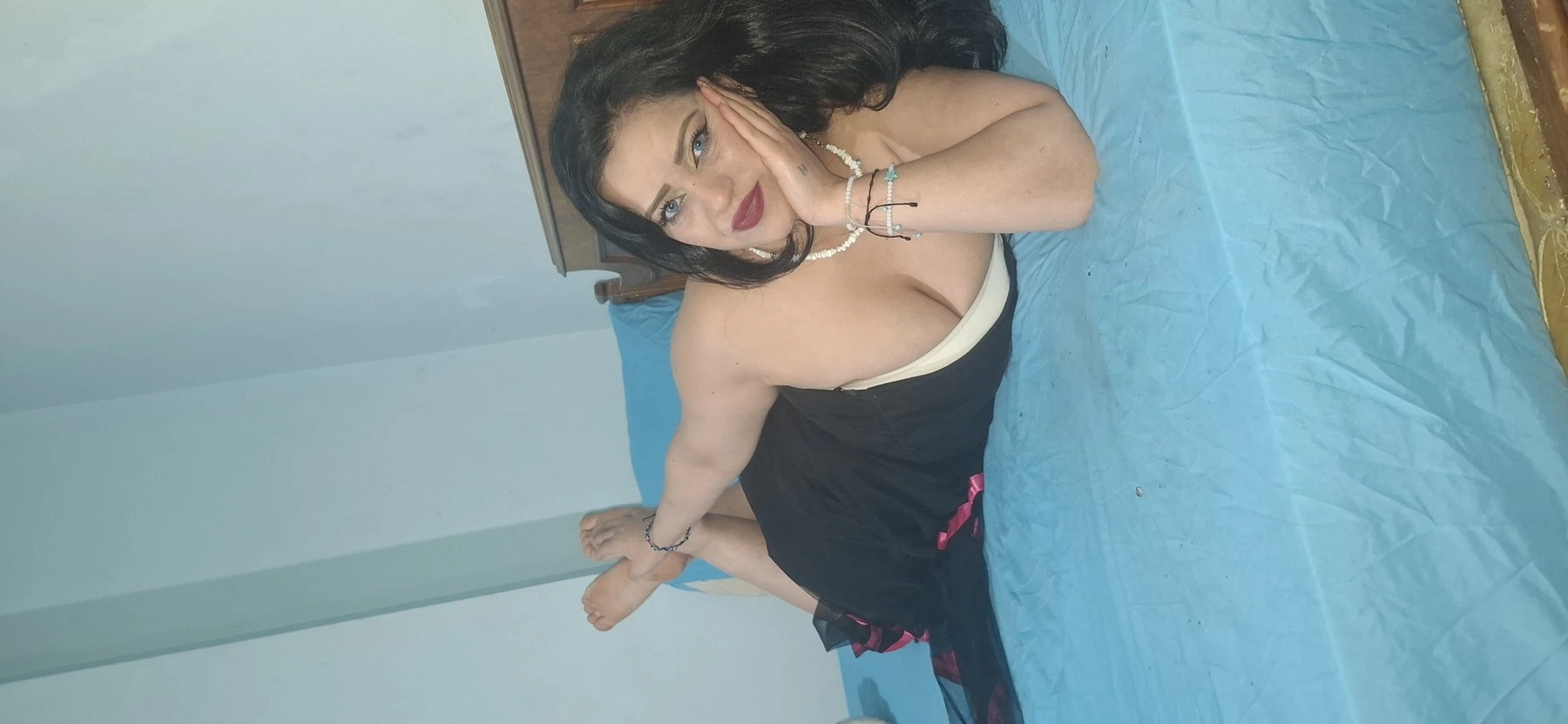 Lily – Lebanese escort in Beirut — 7 / 9