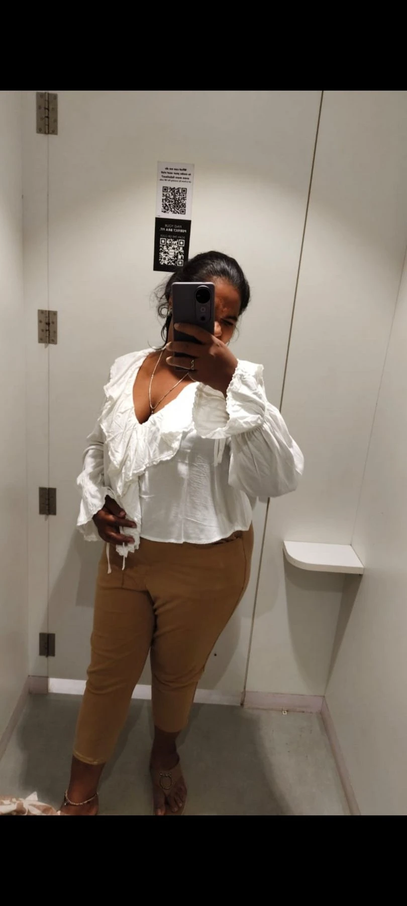 Riya – Indian escort in Hyderabad — 3 / 4