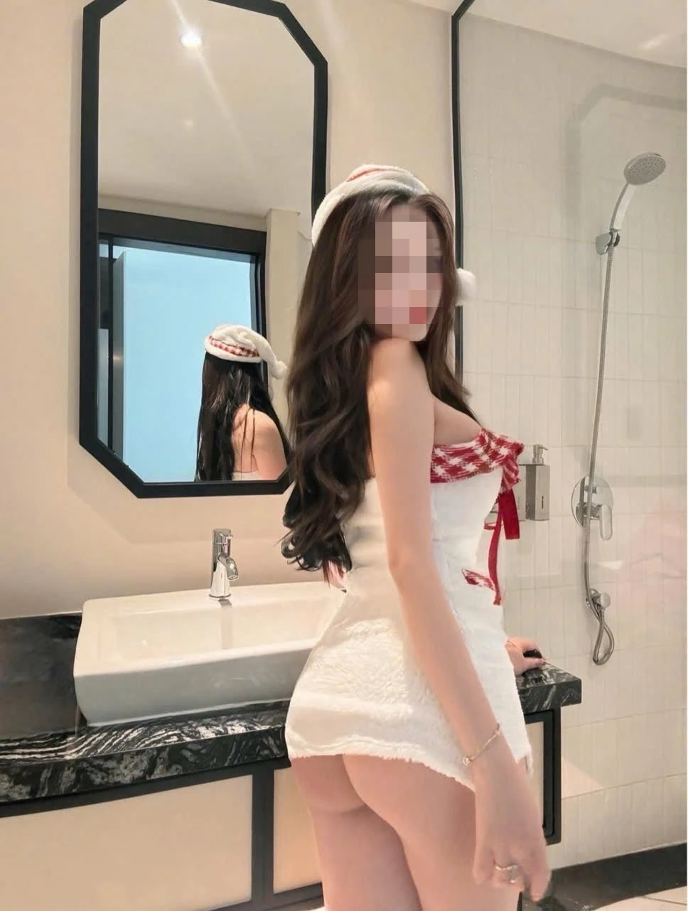Vanessa – Vietnamese escort in Ho Chi Minh City — 2 / 13