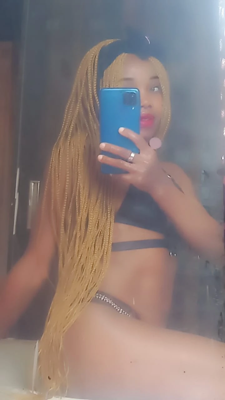 MHIZ CLARITY IN ELECTRONIC CITY – Somali escort in New Delhi — 10 / 12