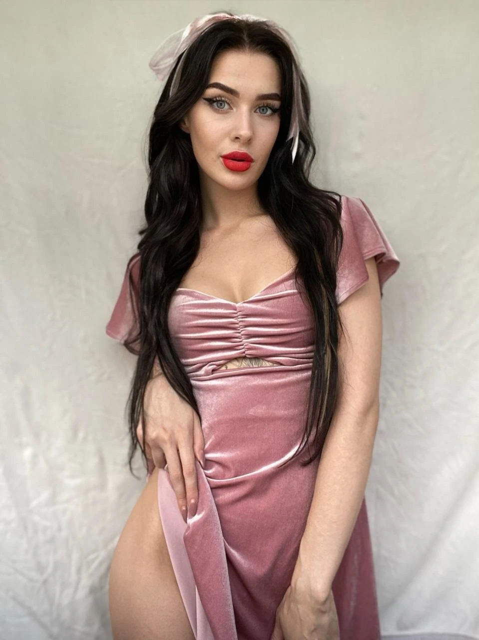 Susan – Russian escort in Montenegro — 2 / 12