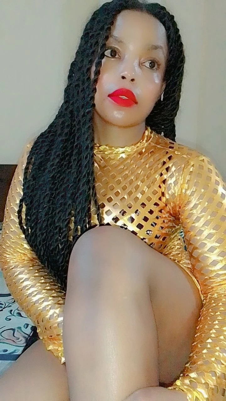Tara – South African escort in Pune — 4 / 5