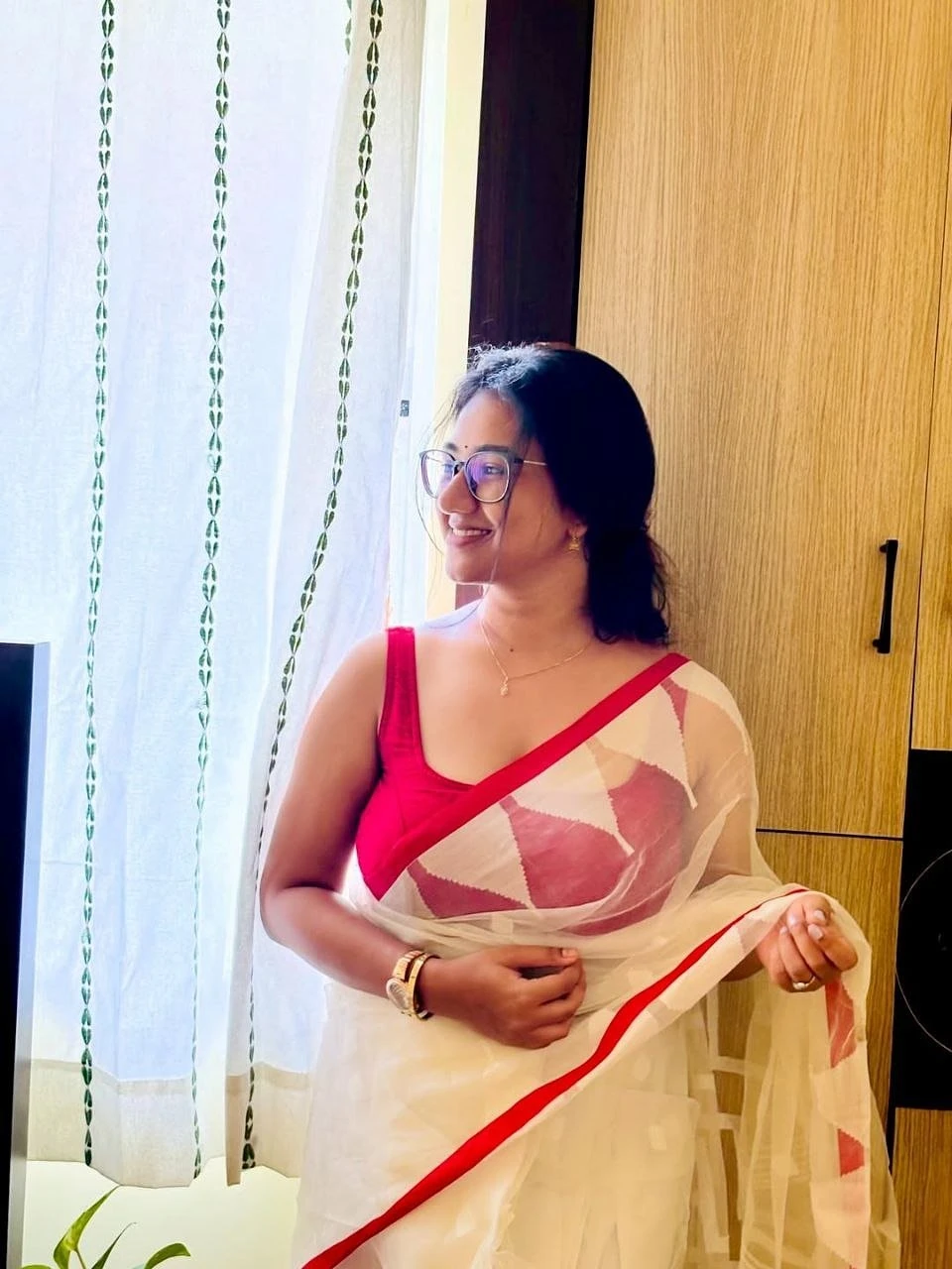 Abhilasha – Indian escort in Kochi, Escort, Kochi