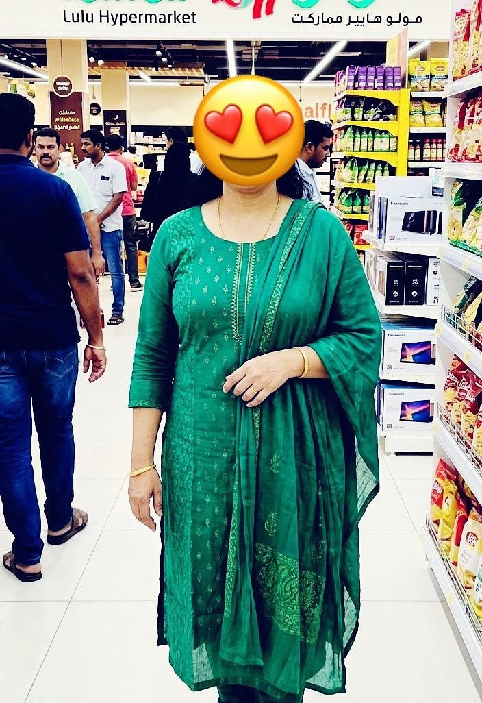 Latha / Malayalam Cam service – Indian escort in Kozhikode — 2 / 4