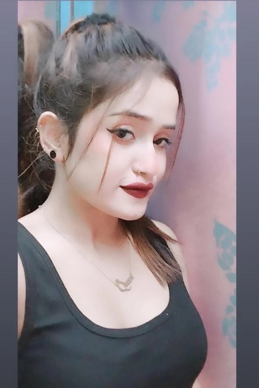 Sona Varma – Indian escort in Pune — 1 / 4