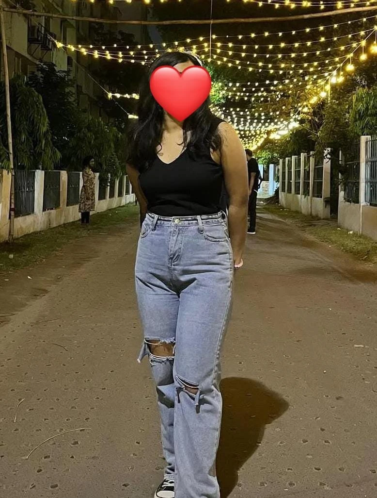 Anshika (Cam & Meet) – Indian escort in Gurgaon — 6 / 10