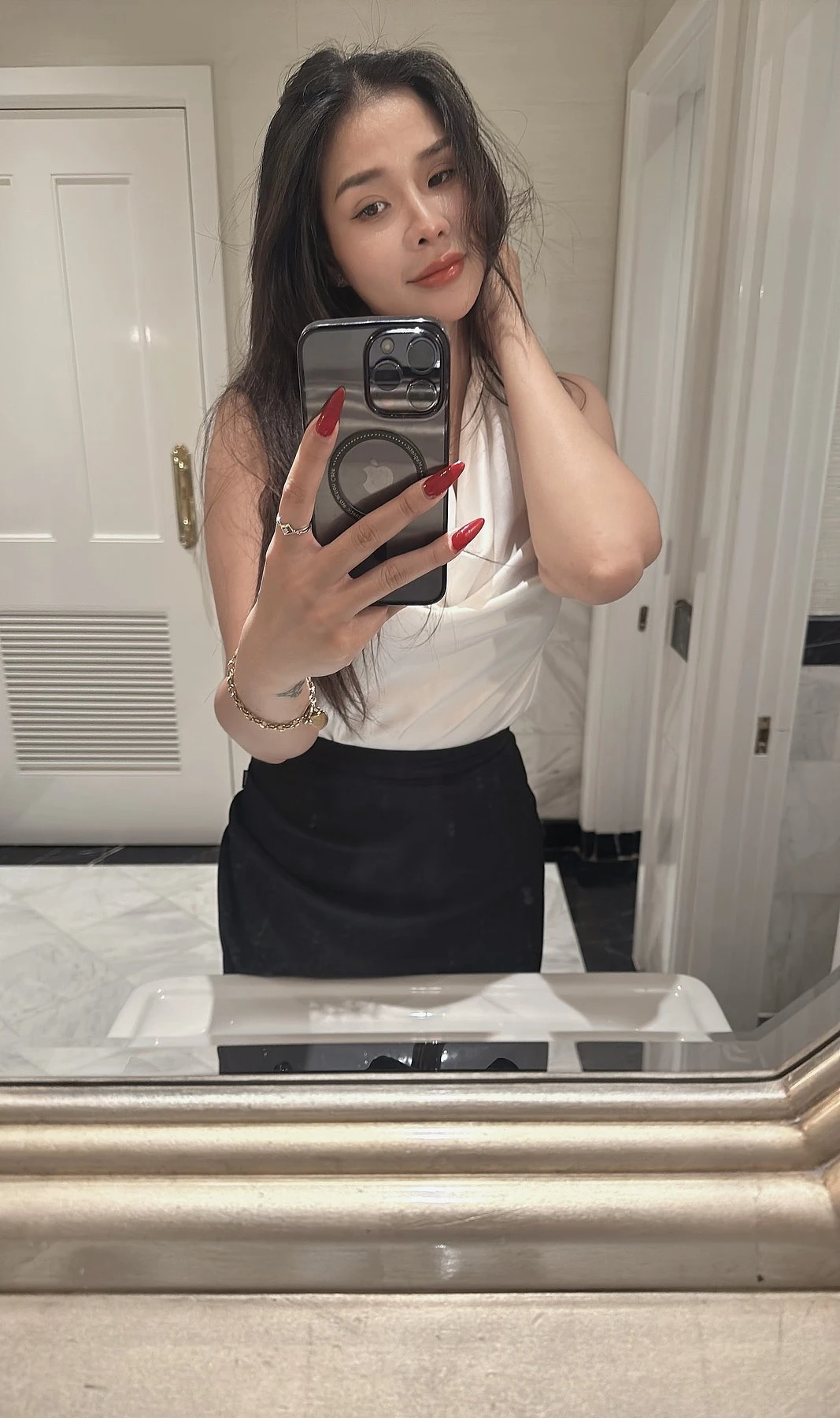 Kimberly HCM – Vietnamese masseuse in Ho Chi Minh City — 6 / 25