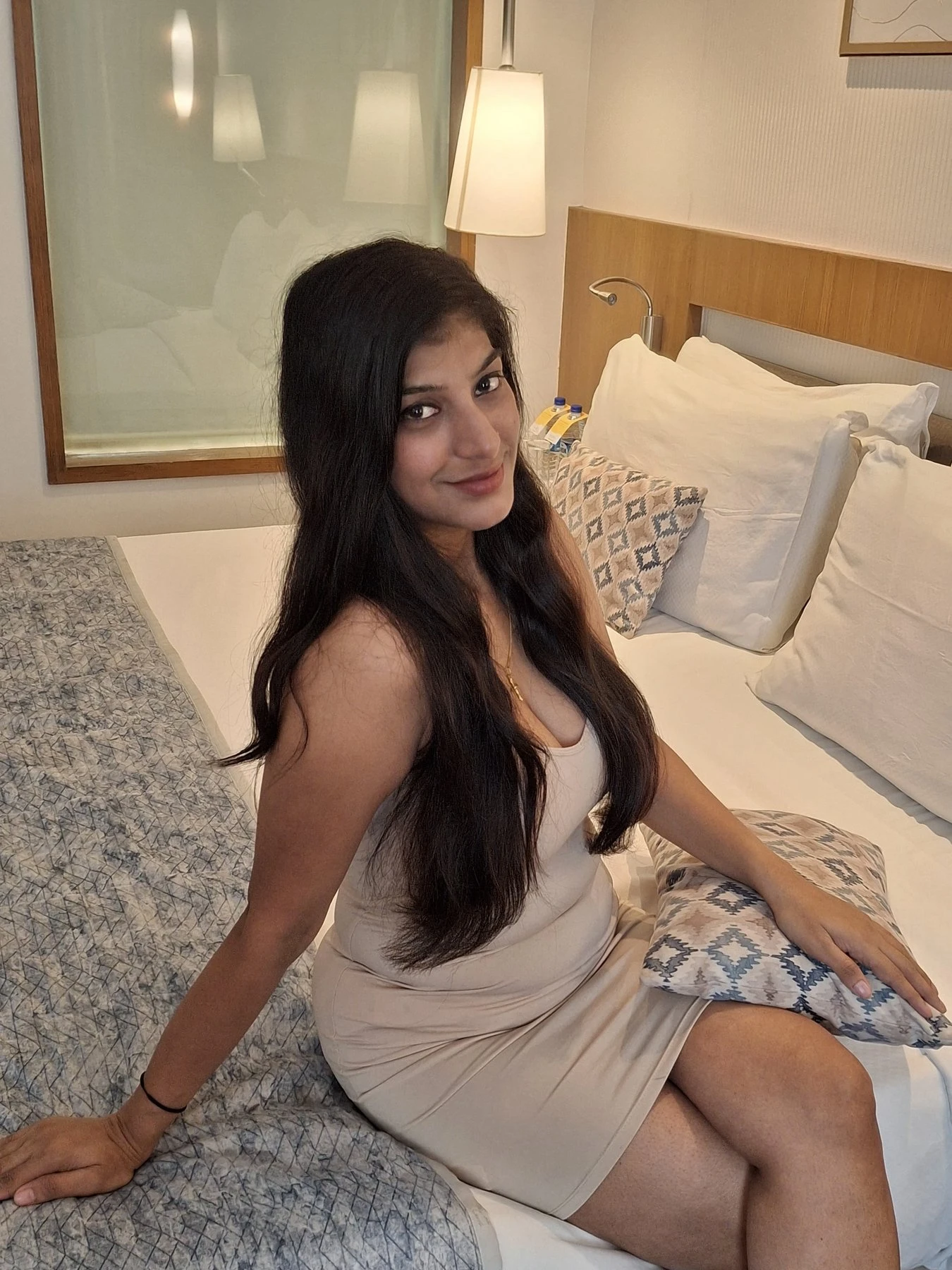 Pooja – Indian escort in Mumbai — 4 / 10