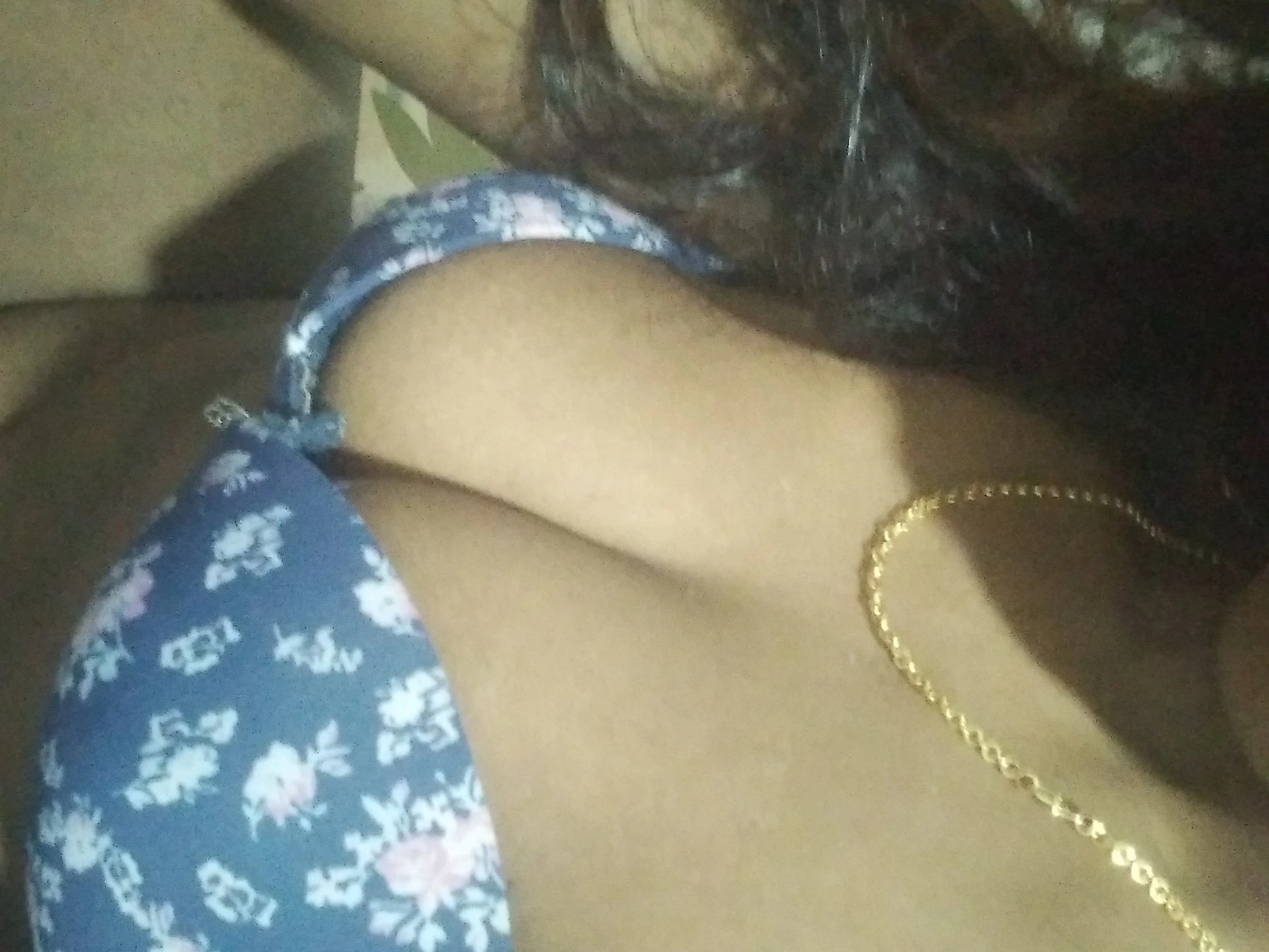 Pooja – Sri Lankan escort in Colombo — 5 / 7