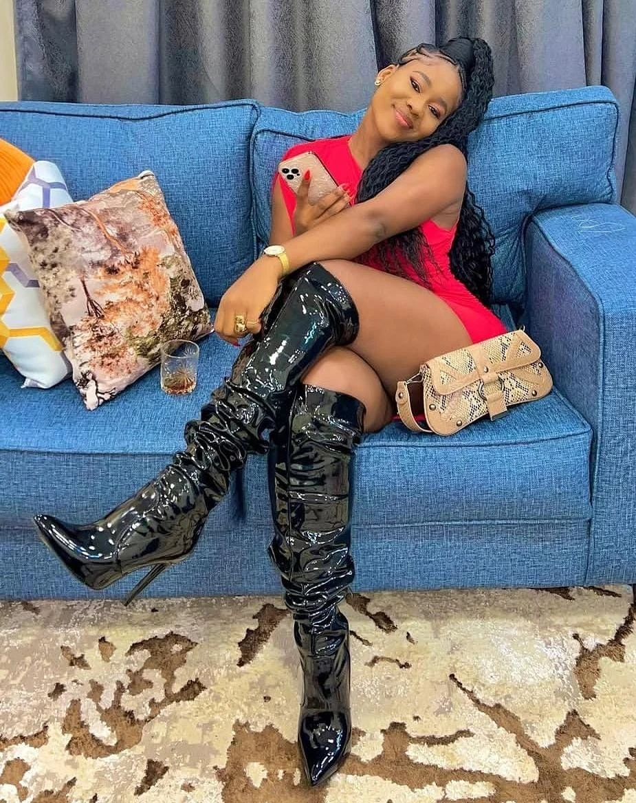 Shanice – Tanzanian escort in Hyderabad — 2 / 4