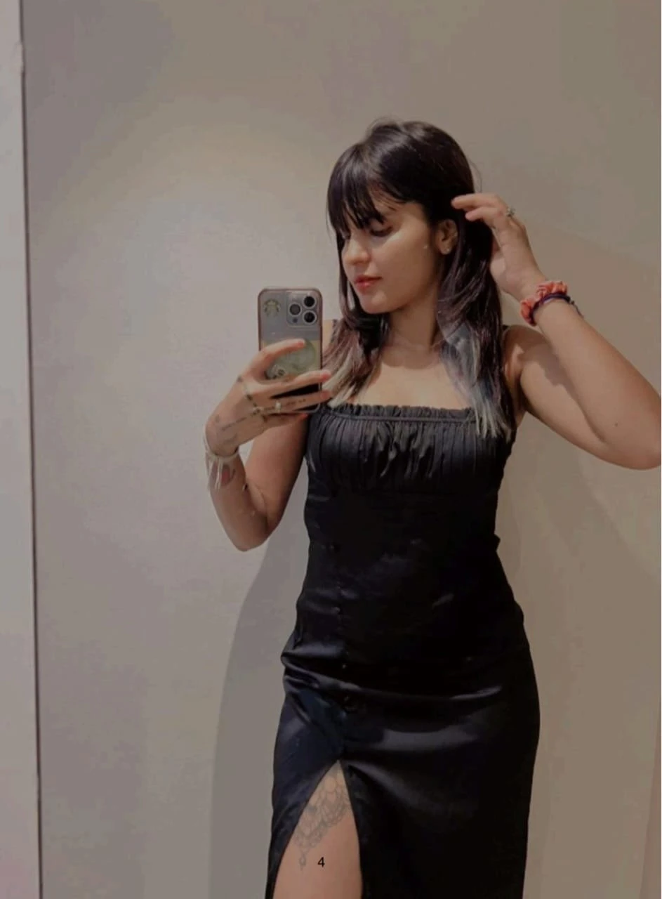 Tanishka – Indian escort in Kolkata — 1 / 4