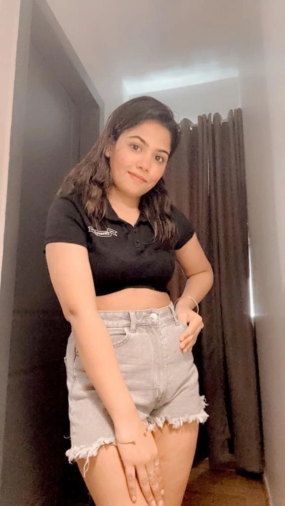 Pooja Khan Escorts – Indian escort in Nagpur — 1 / 7