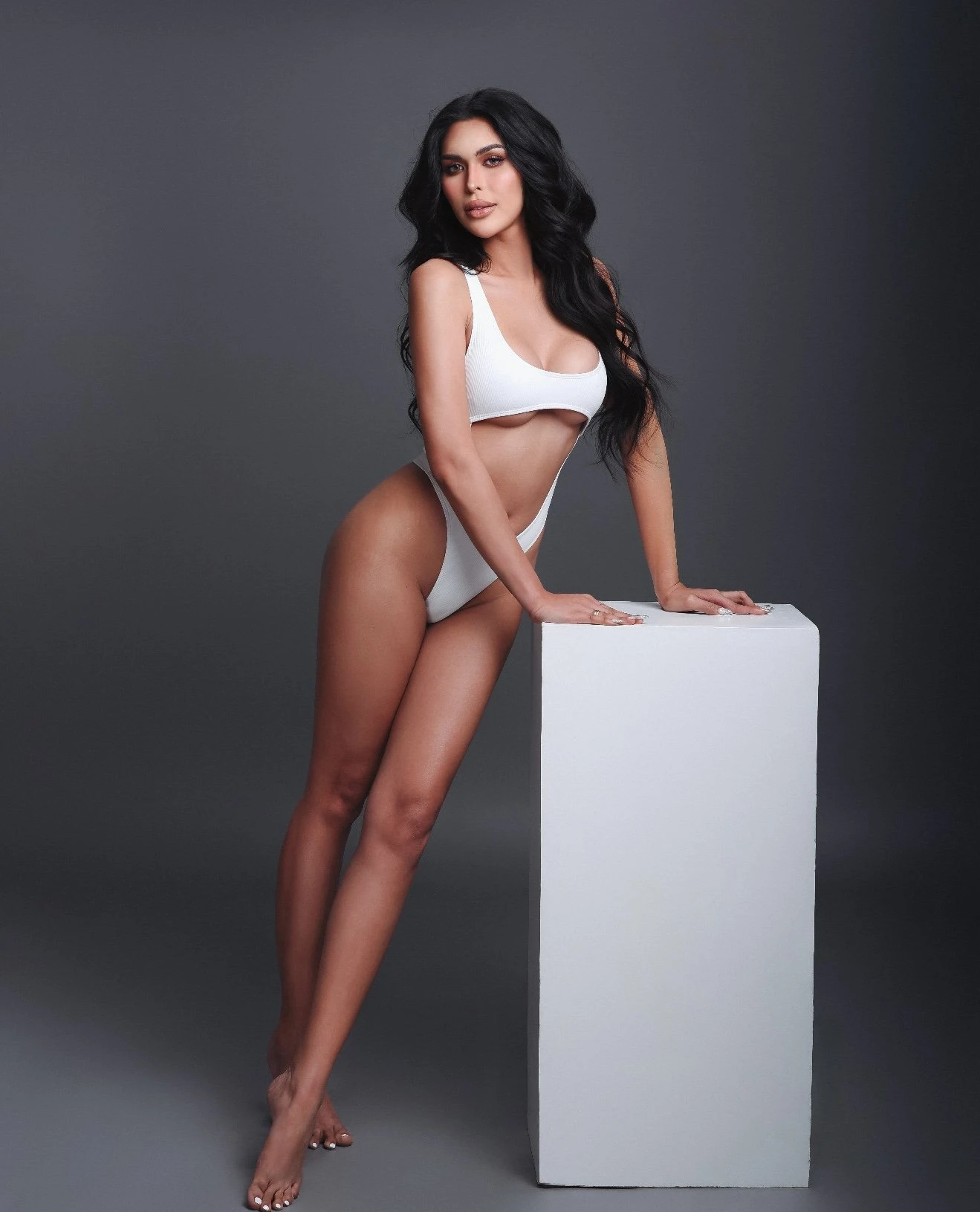 Adrianna Lopez – Colombian escort in Macao — 2 / 16