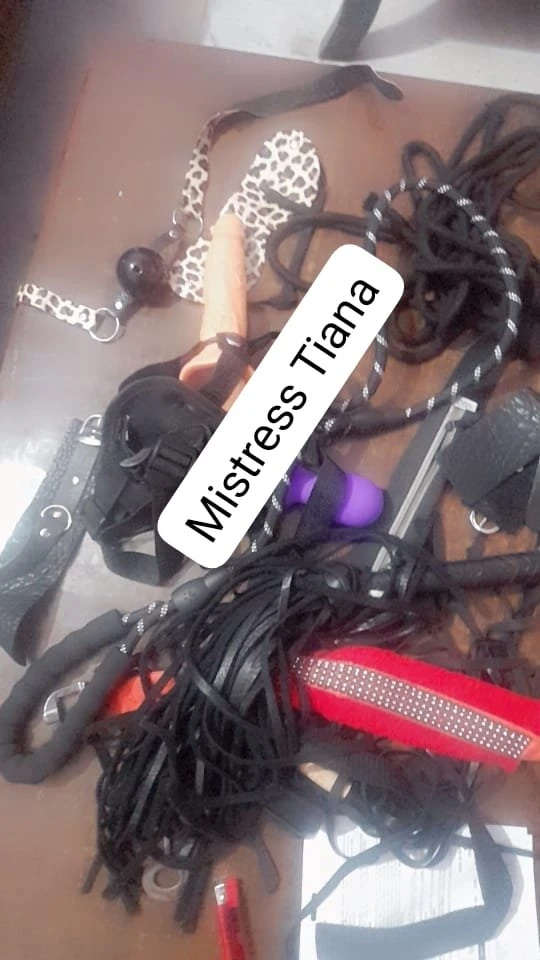 Tiana Berry – Ghanaian escort in New Delhi — 12 / 23