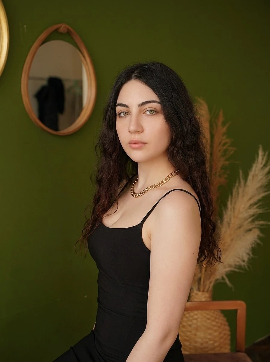 Bella Deep Demon – Russian escort in Hong Kong — 5 / 7