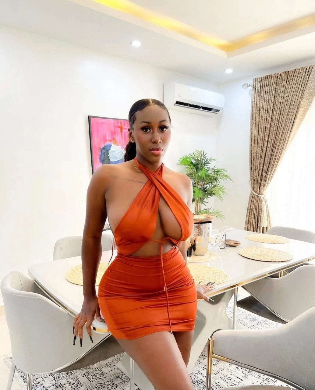 Queen – Nigerian escort in Beirut — 2 / 5