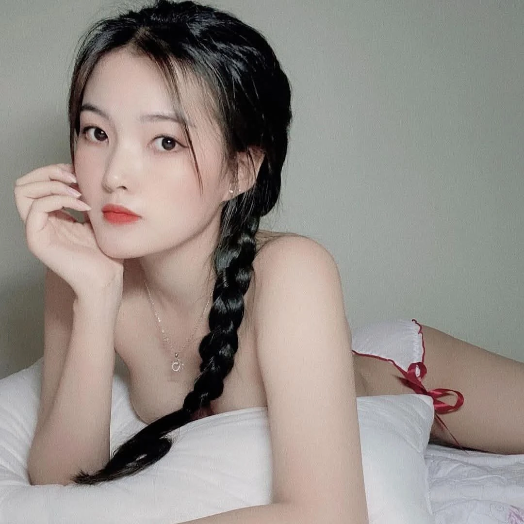 Ti Na – Vietnamese masseuse in Kathmandu — 8 / 23