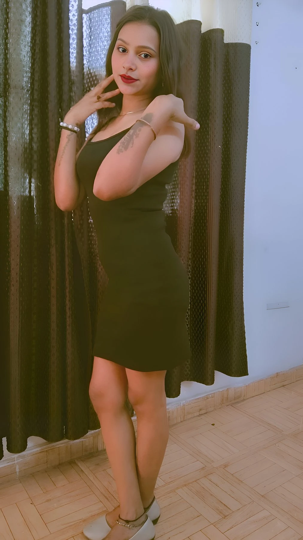 Independent Girls ( Incall & Outcall ) – Indian escort in Noida — 12 / 14