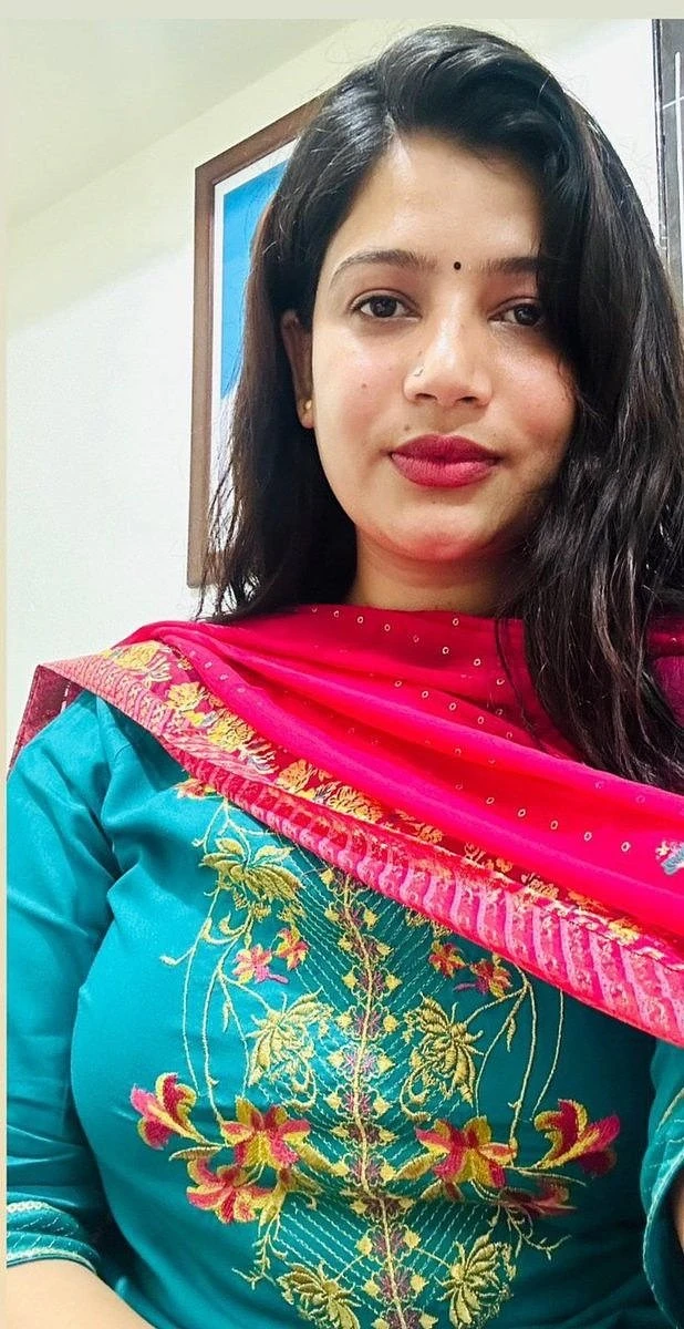 Vanshika Full Sarvice In – escort in Thrissur — 2 / 4