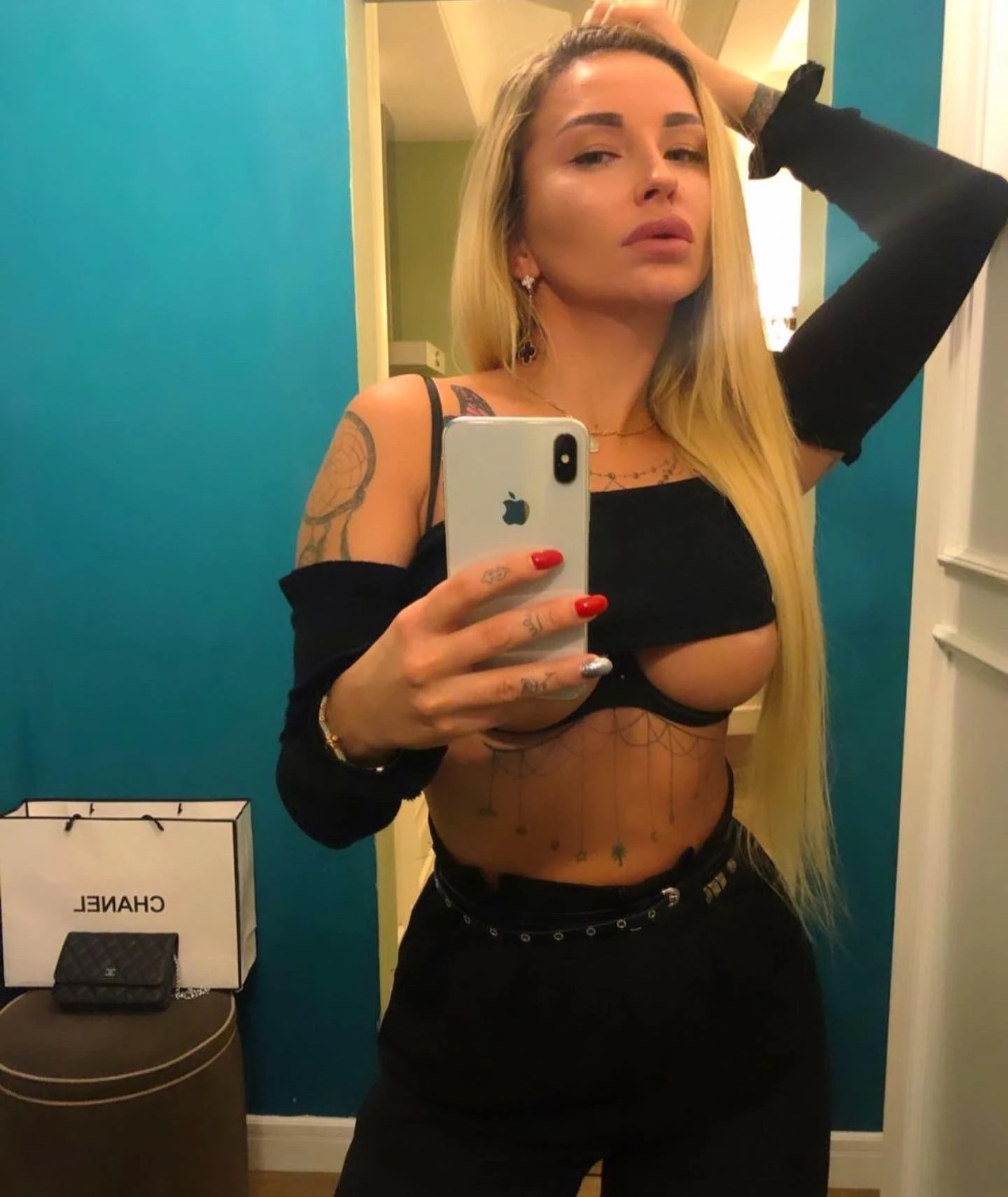 Molly – escort in Kiev — 9 / 11
