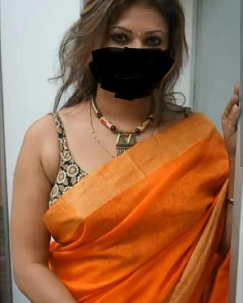 Sumita Chauhan – Indian escort in New Delhi — 2 / 7