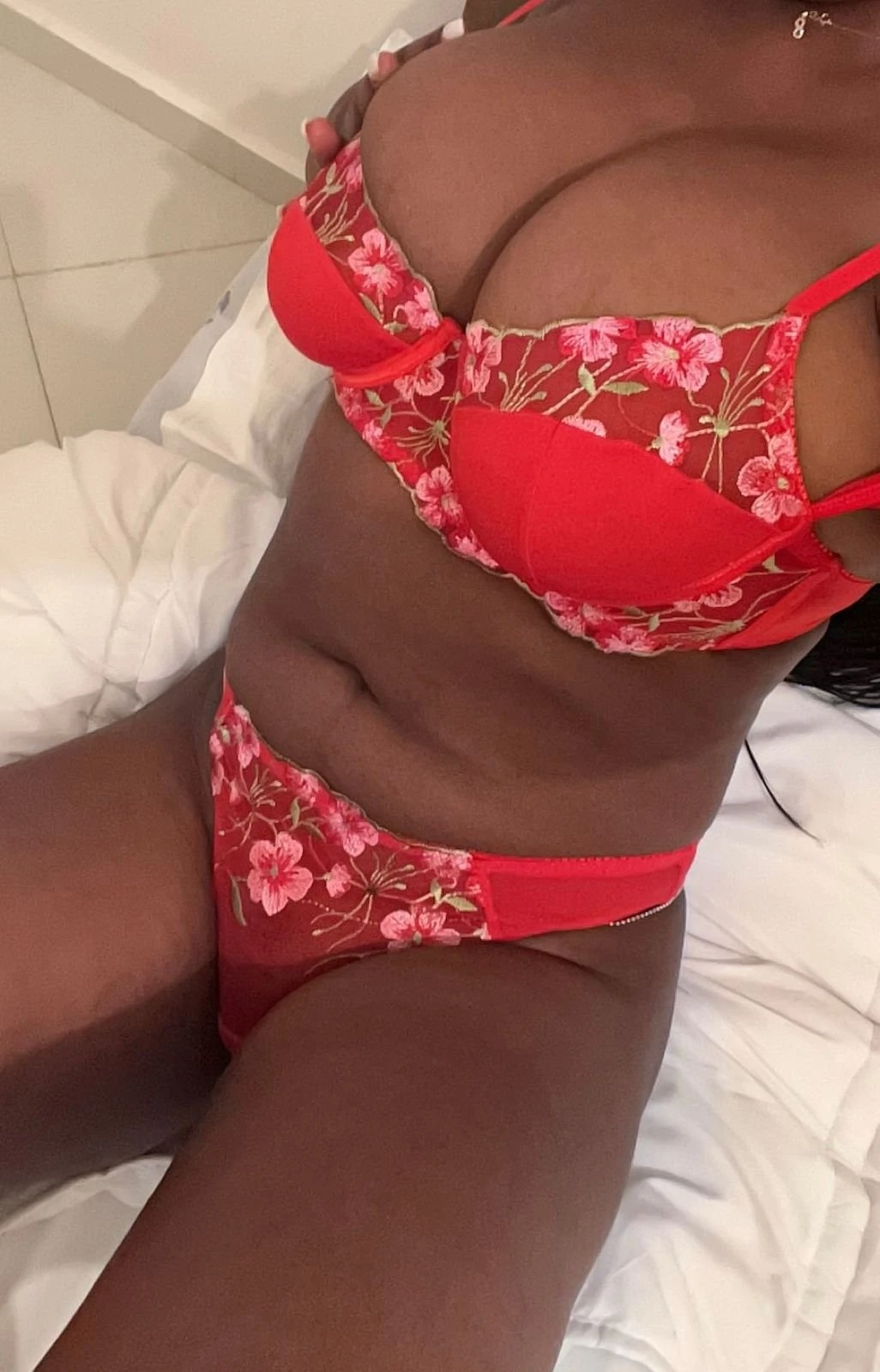Valentino – Guinean escort in Marrakech — 3 / 4