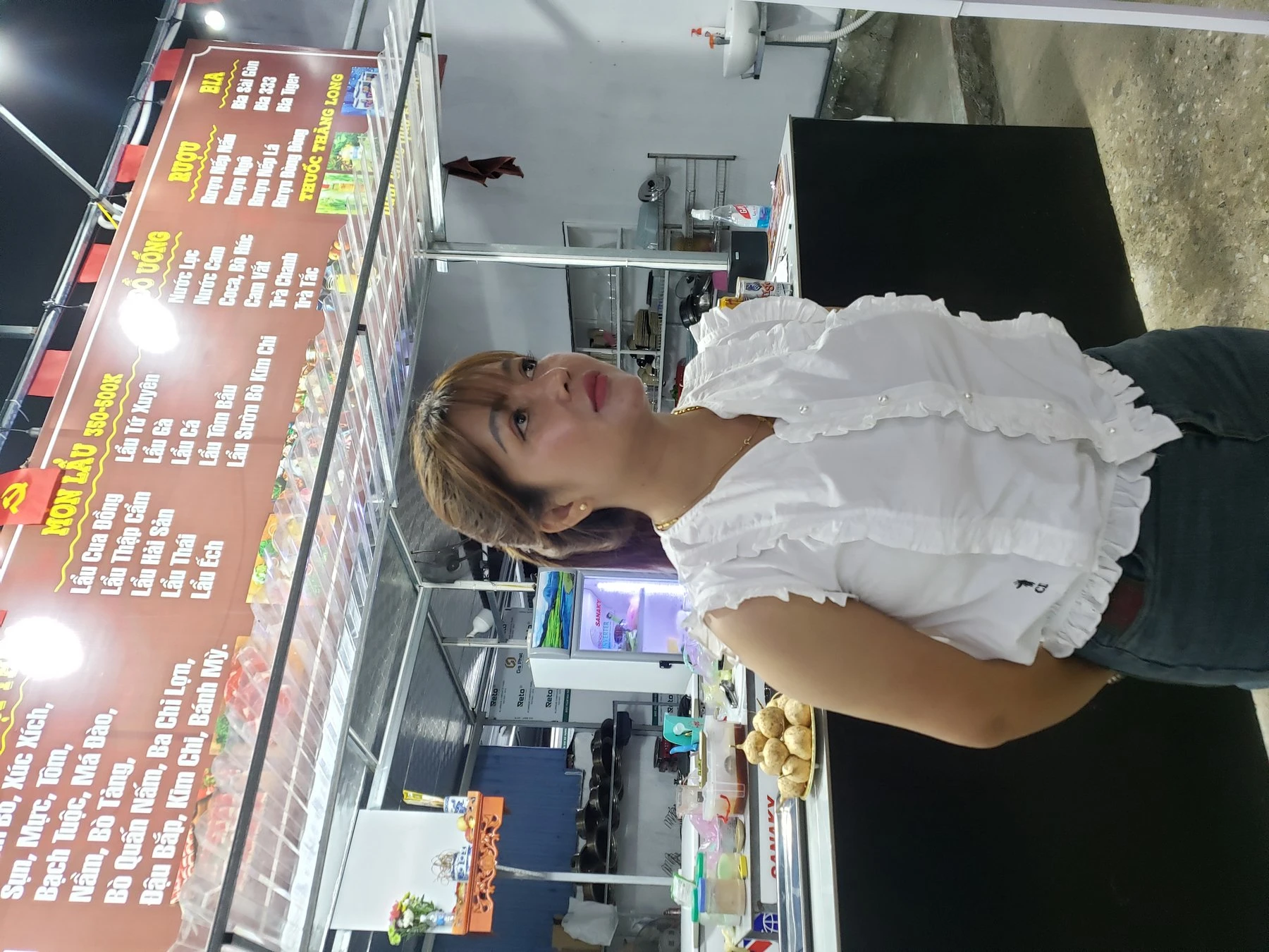 Tara – Filipino escort in Ho Chi Minh City — 2 / 4