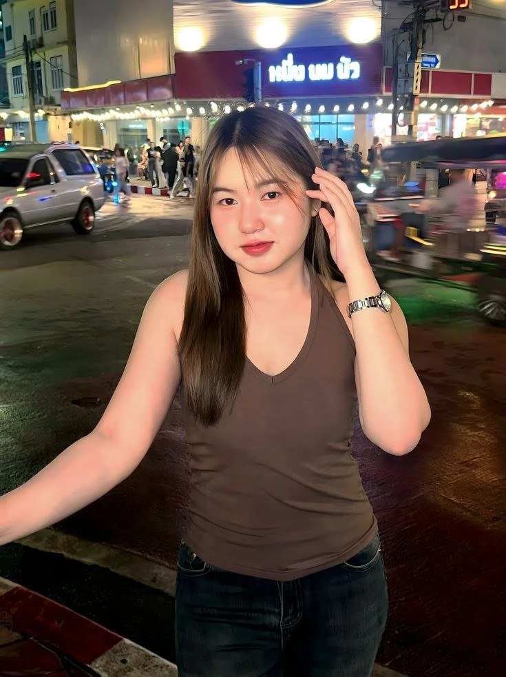 Lilly – Vietnamese escort in Hai Phong — 3 / 5