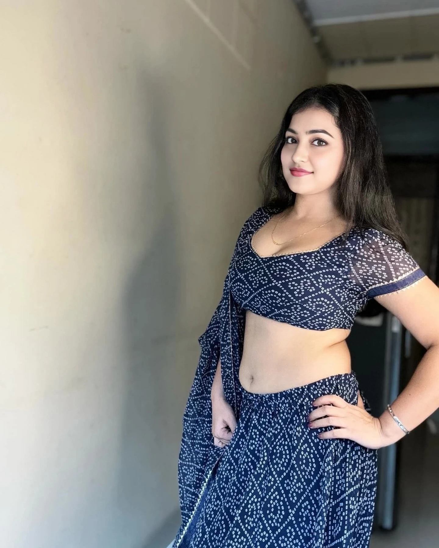 Ruchi Sharma – Indian escort in Mumbai — 3 / 5